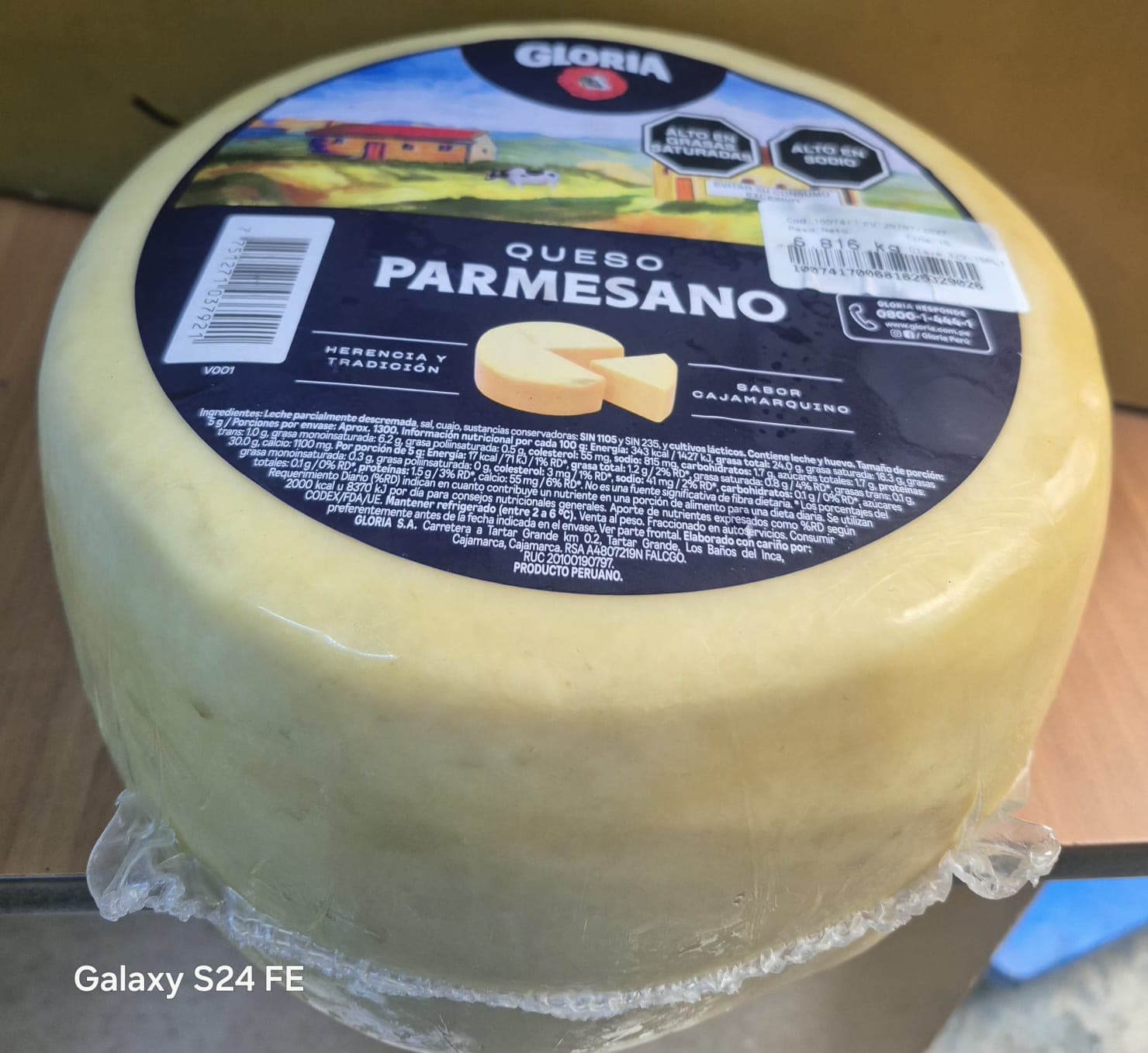Gloria queso parmesano x kg
