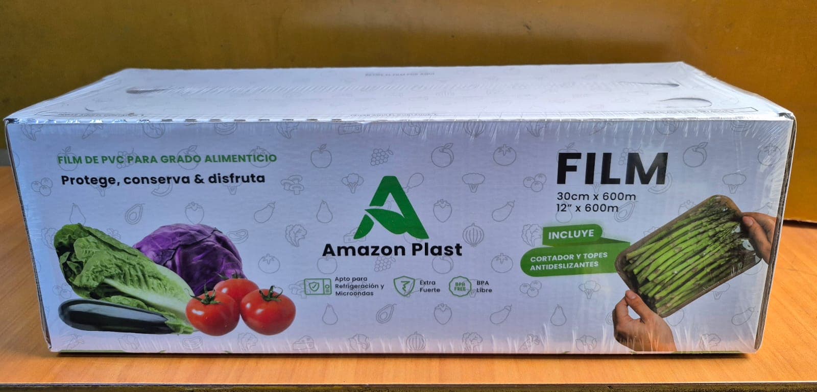 Film p/alimentos 12" x 600 mts (cortador especial)