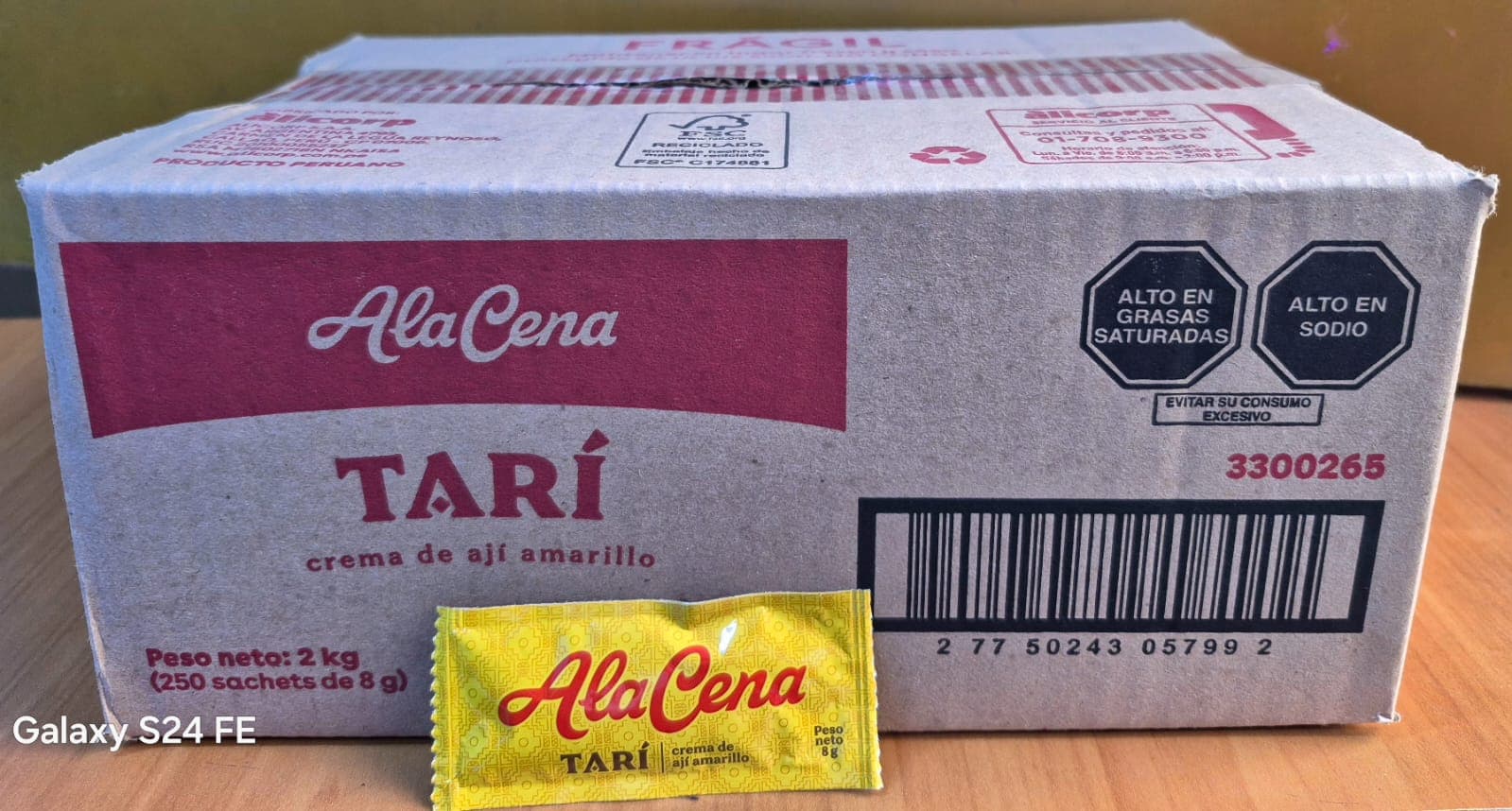Alacena crema de ají "Tari" sachet 8 gr x 250 und