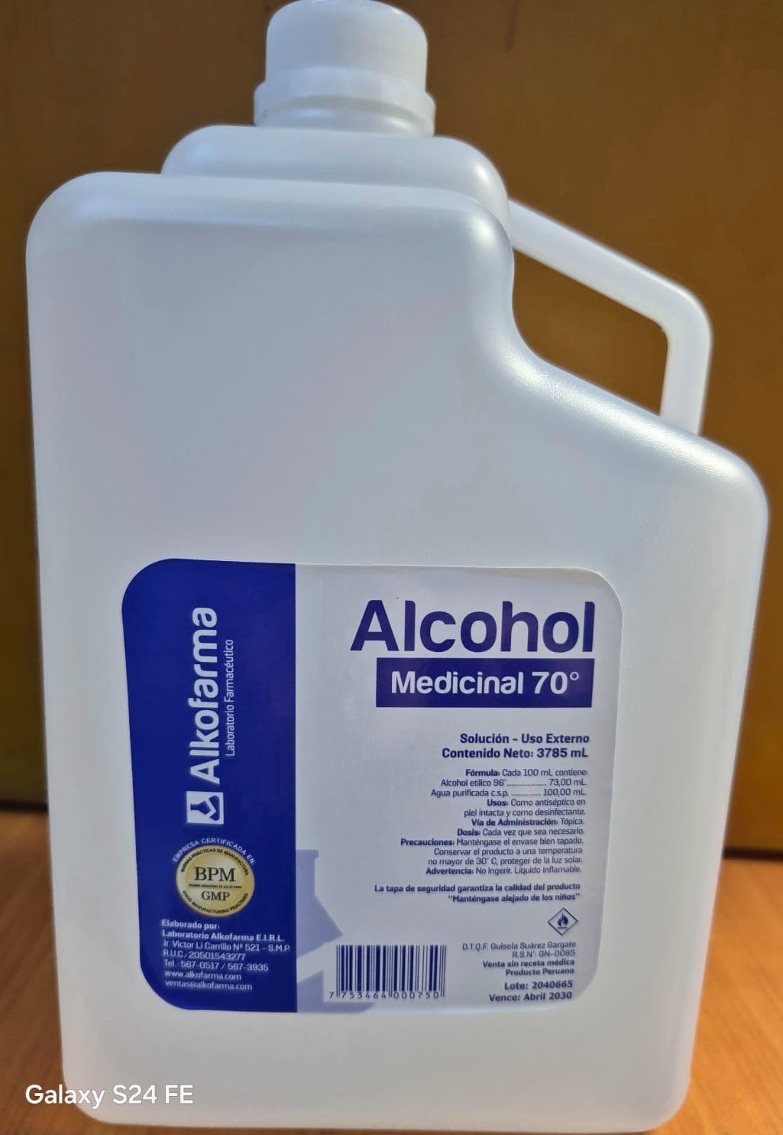 Alcohol líquido 70° "Alkofarma" galón x 3.78 lt